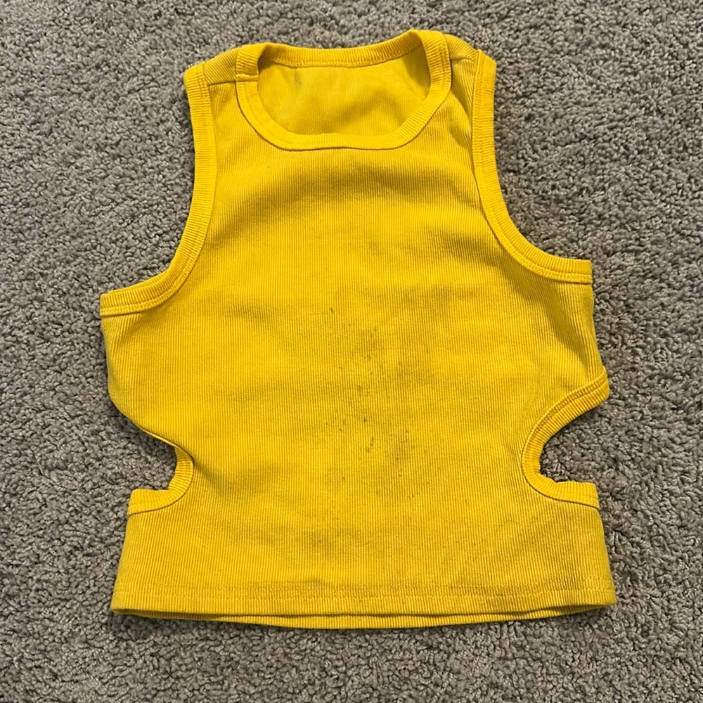 Yellow tank!